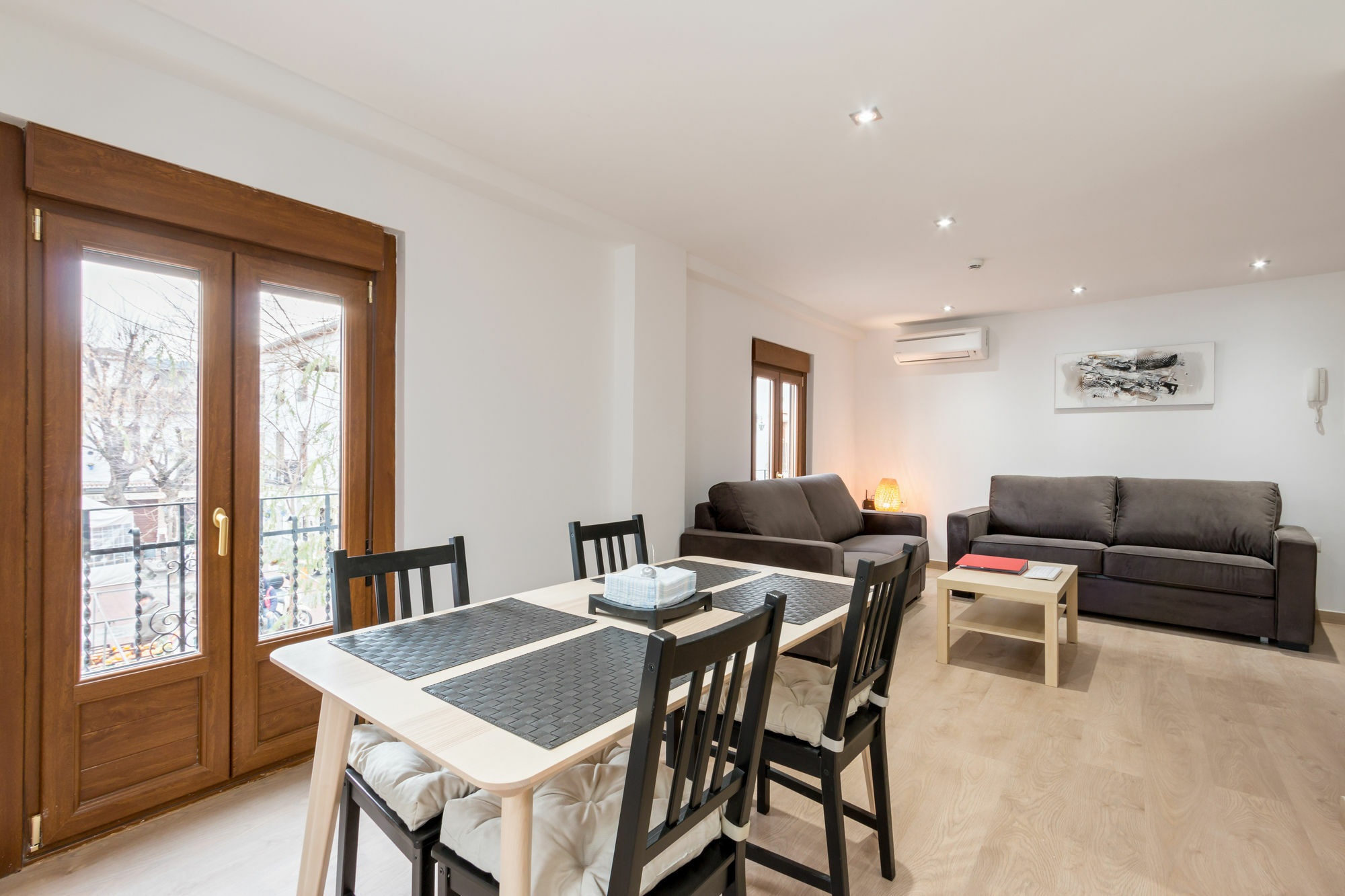 Apartamentos Puerta Nueva Granada Ngoại thất bức ảnh